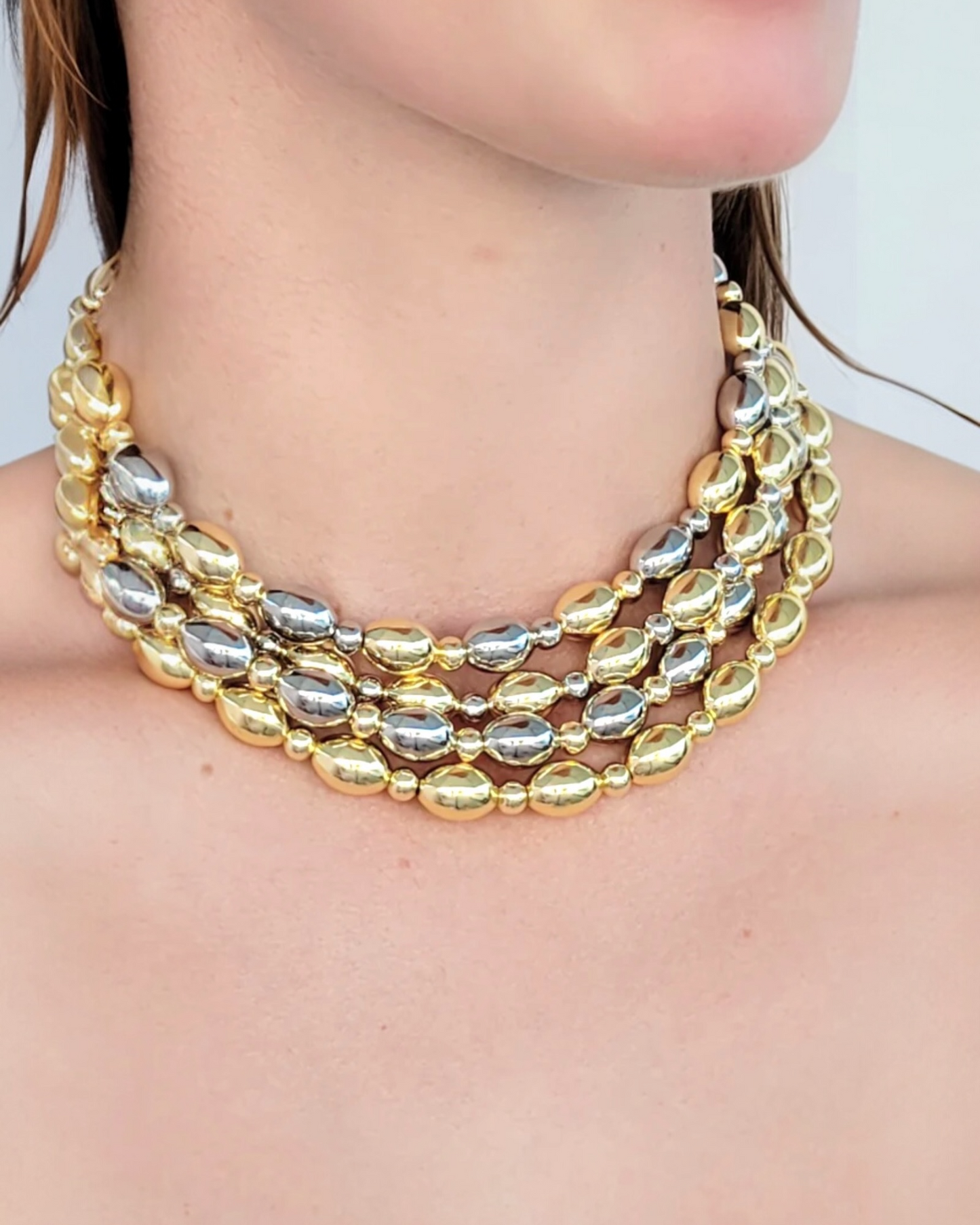 Two Tone Beaded Necklace.