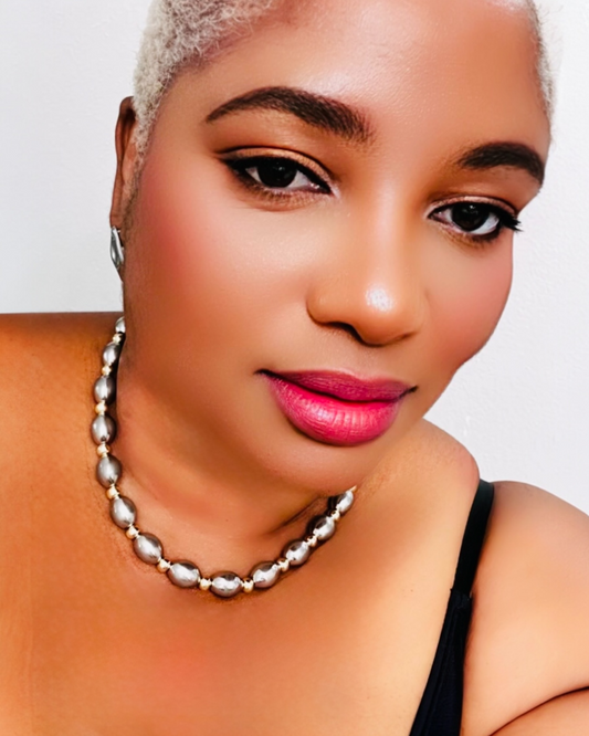 Two Tone Beaded Necklace.