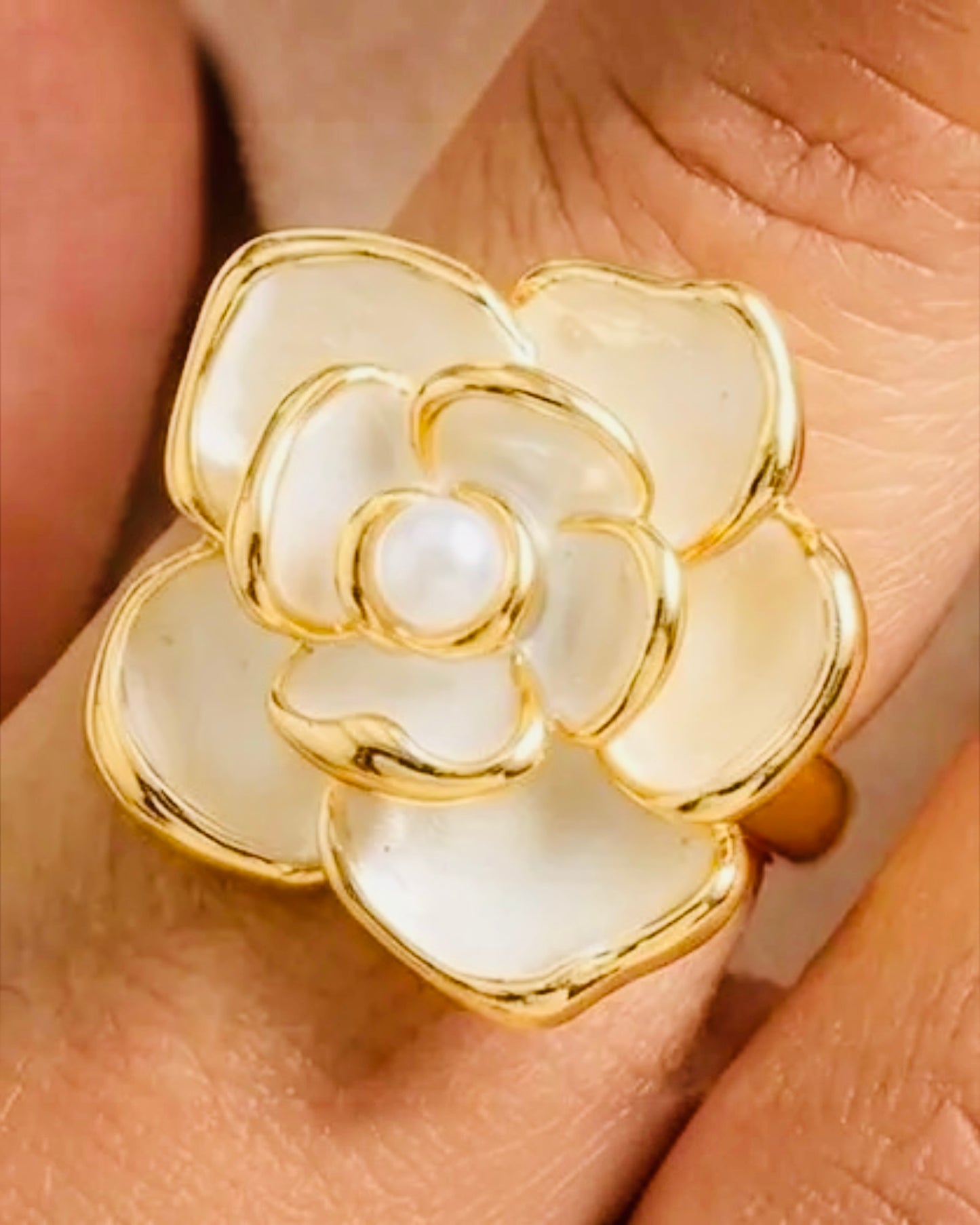 Pearl Center Enamel Rose Ring