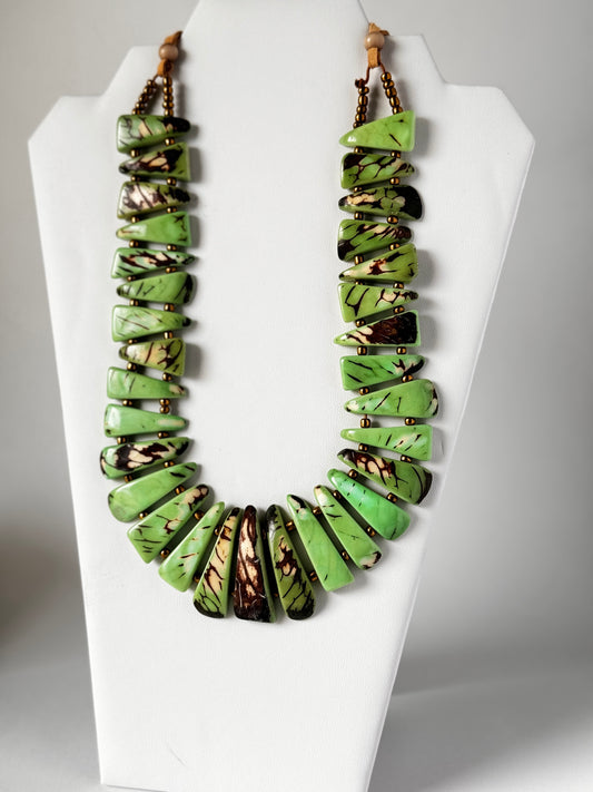 Ursula Necklace - D-S Fashion Sophisticated Boutique