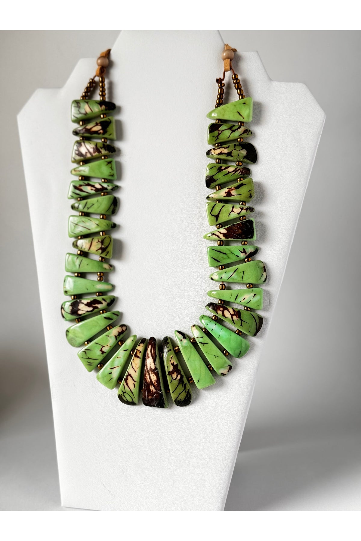 Ursula Necklace - D-S Fashion Sophisticated Boutique