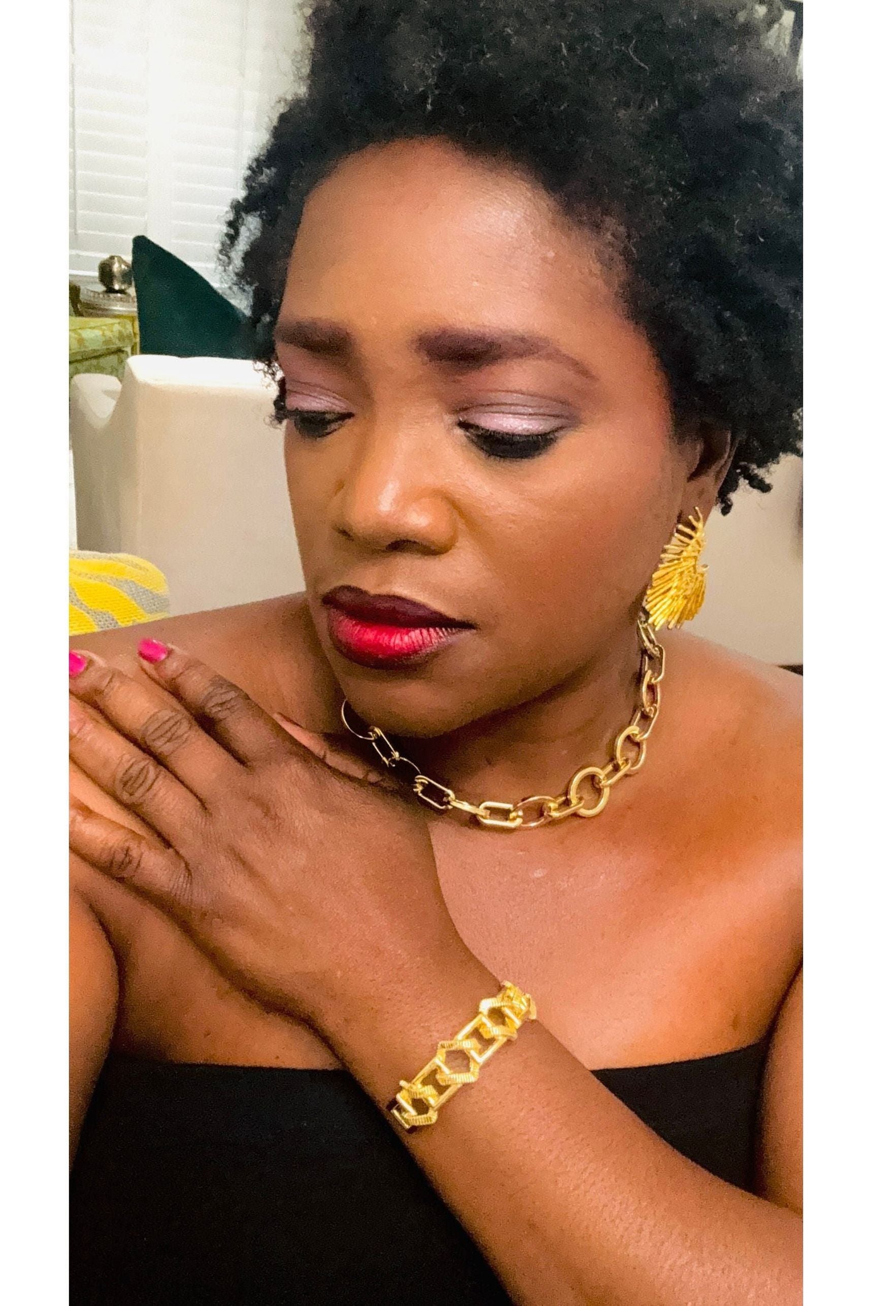 Circle Chain Necklace - D-S Fashion Sophisticated Boutique