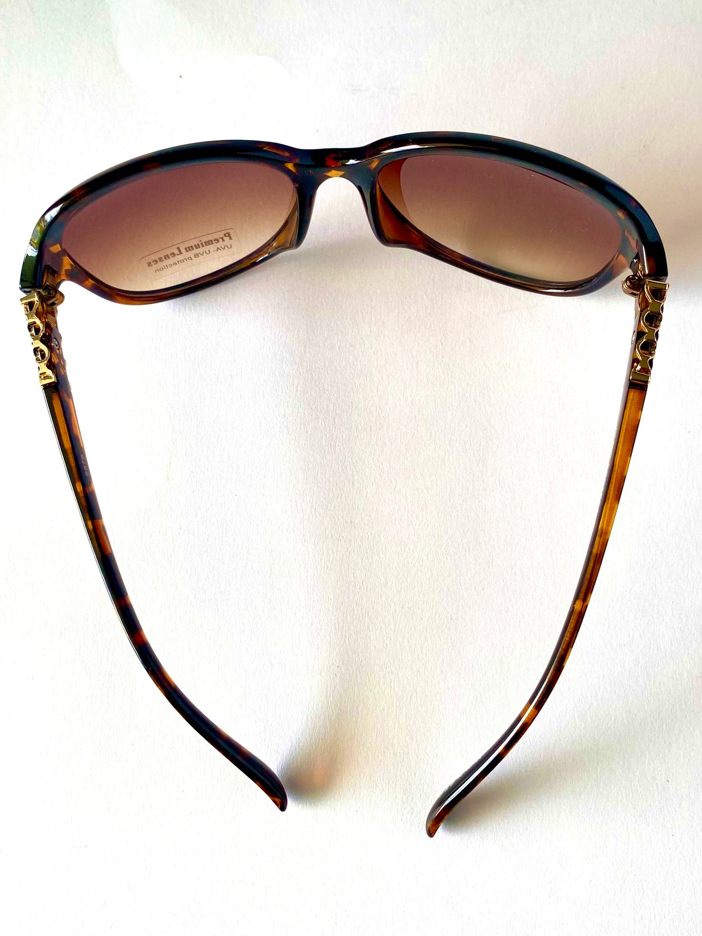 Decorated Round  Sunglasses - Fashion Sophisticated Boutique